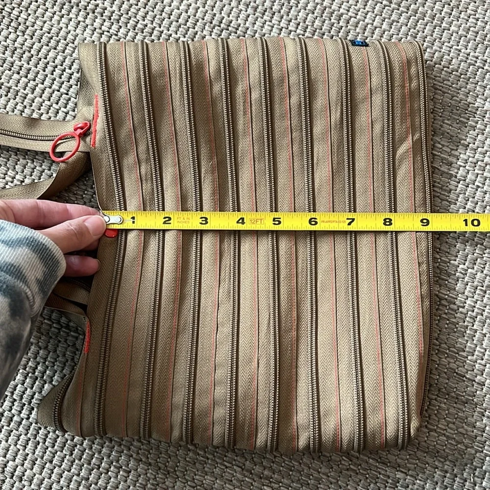 ZIP IT Zipper Tote in light olive green with orange